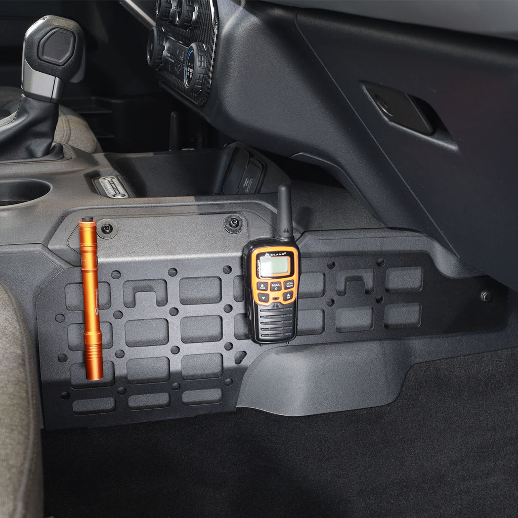 IAG-ACC-F3027-01.jpg