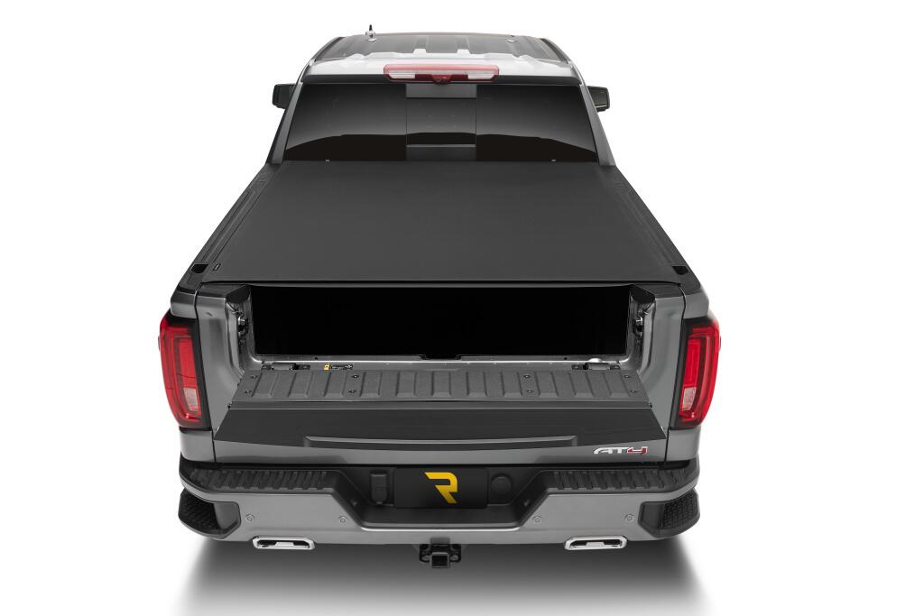 Pro X15 Tonneau Cover Black 2015-2022 Colorado/Canyon 6 Foot 2 Inch Bed without Sport Bar Truxedo