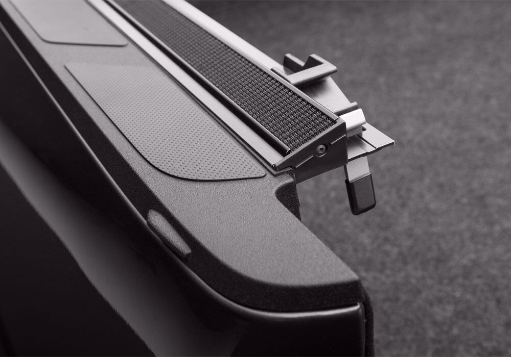 Pro X15 Tonneau Cover Black 2022-2026 Toyota Tundra 6 Foot 7 Inch Bed with Deck Rail System Truxedo