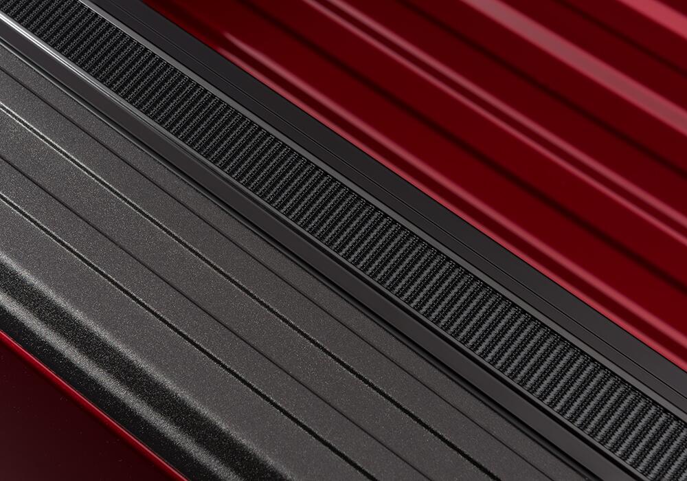 Pro X15 Tonneau Cover Black 2016-2024 Nissan Titan 5 Foot 7 Inch Bed Truxedo