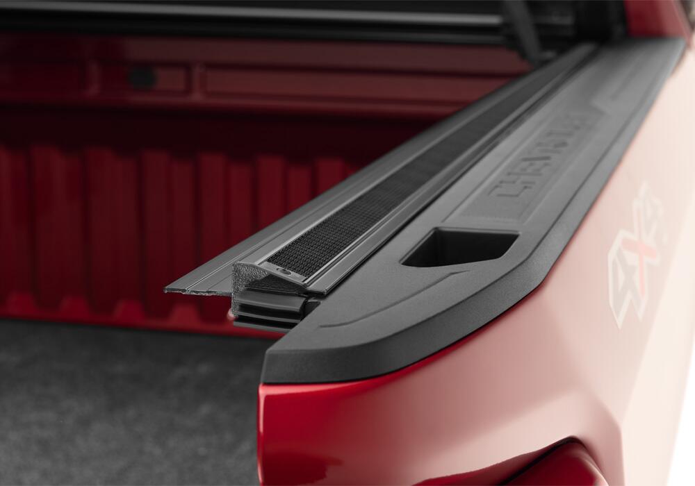 Sentry CT Tonneau Cover 2019 (New Body Style)-2026 Silverado/Sierra 1500/2020-2026 2500 HD/3500 HD 8 Foot Bed Truxedo