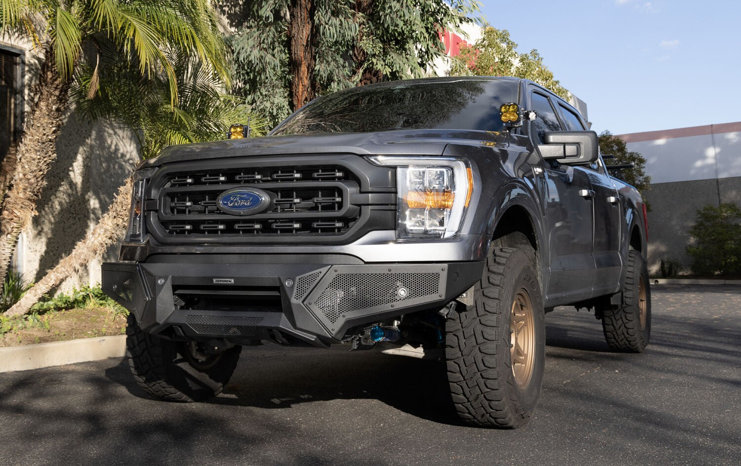 Element Front Bumper with Power Actuated Hide Away Light Bar Mount Textured Black 2021-2023 Ford F-150 Go Rhino