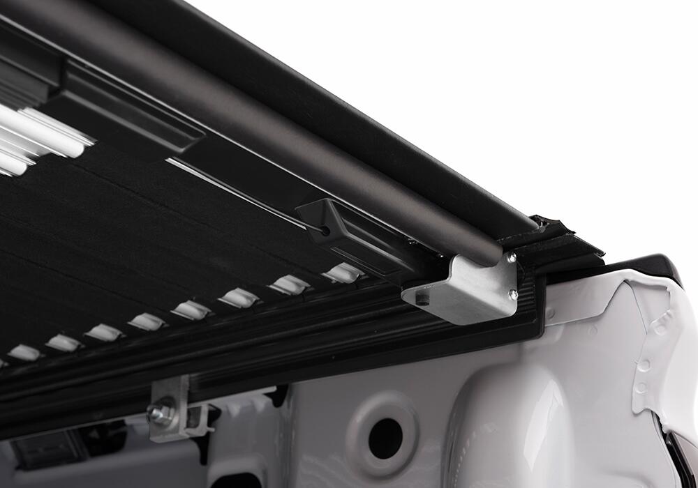 Revolver X2 Hard Rolling Truck Bed Cover 2014-2018 (2019 Legacy/Limited) Silverado/Sierra 1500/2015-2019 2500 HD/3500 HD 8 Foot Bed BAK