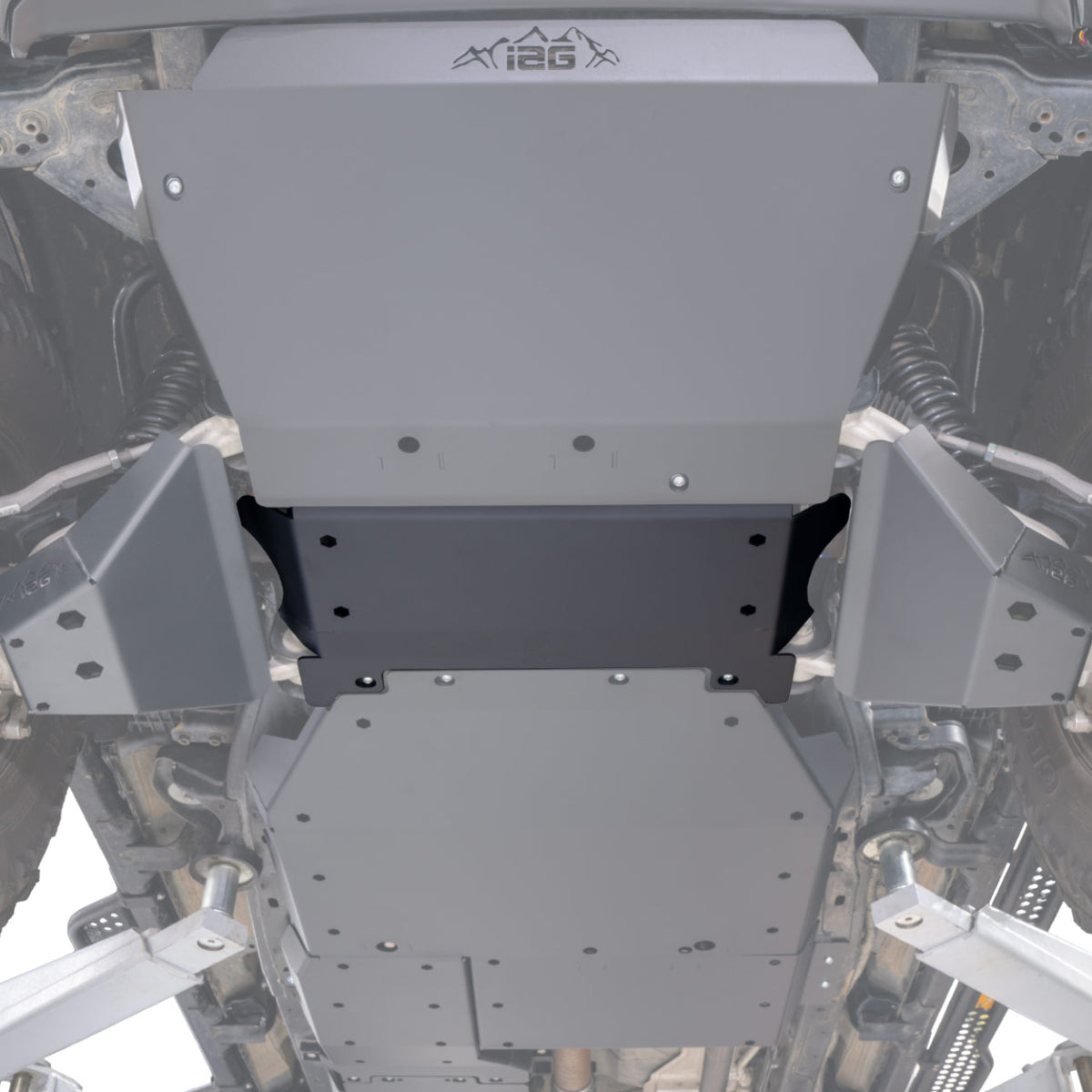 IAG-BDY-F2321-04.jpg