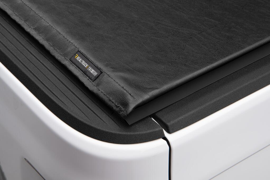 Lo Pro Tonneau Cover Black 2020-2025 Jeep Gladiator with or without Trail Rail System Truxedo