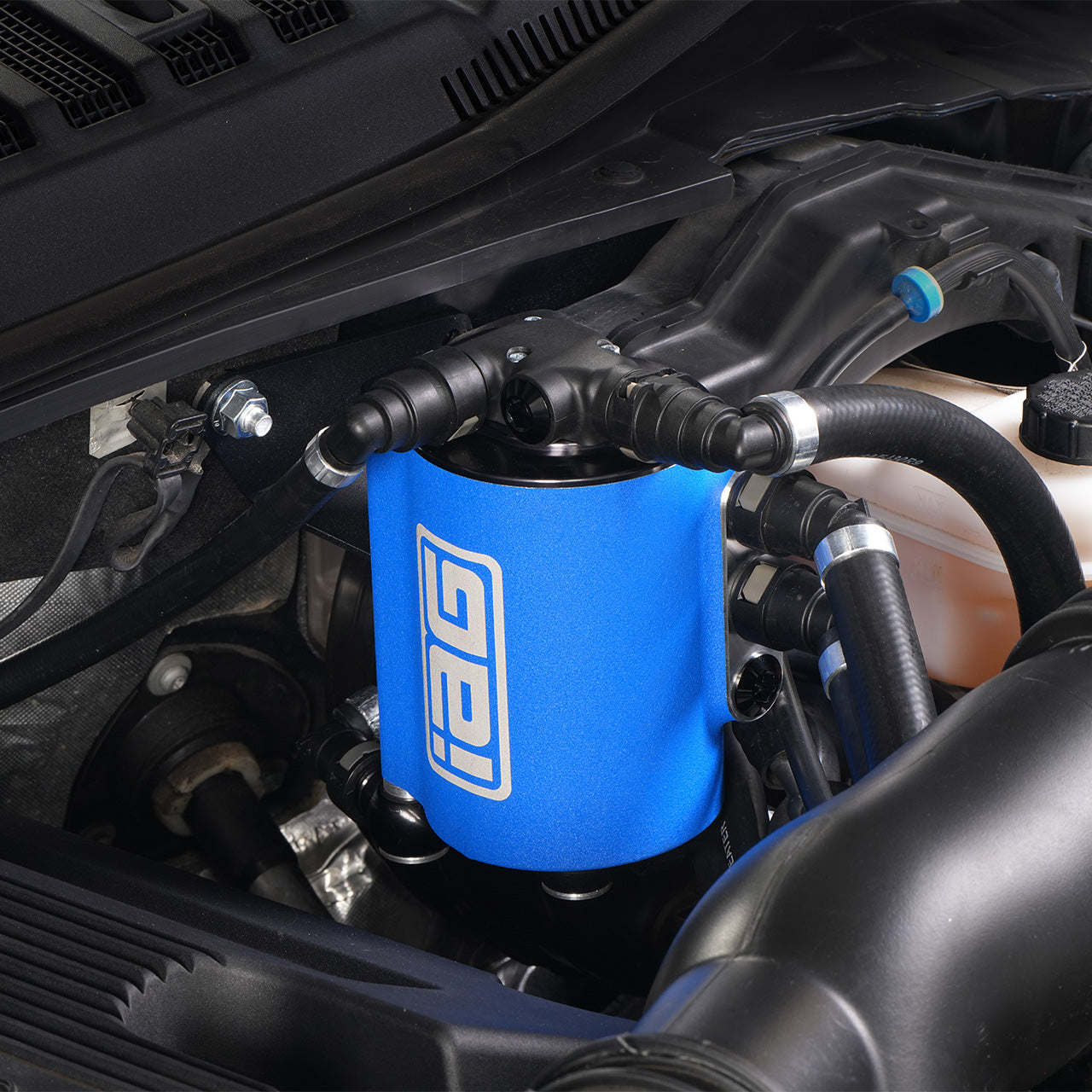 IAG-ENG-F7900RD-10.jpg