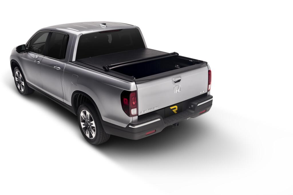 Lo Pro Tonneau Cover Black 2001-2006 Toyota Tundra Double Cab 6 Foot 2 Inch Bed with Bed Caps Truxedo