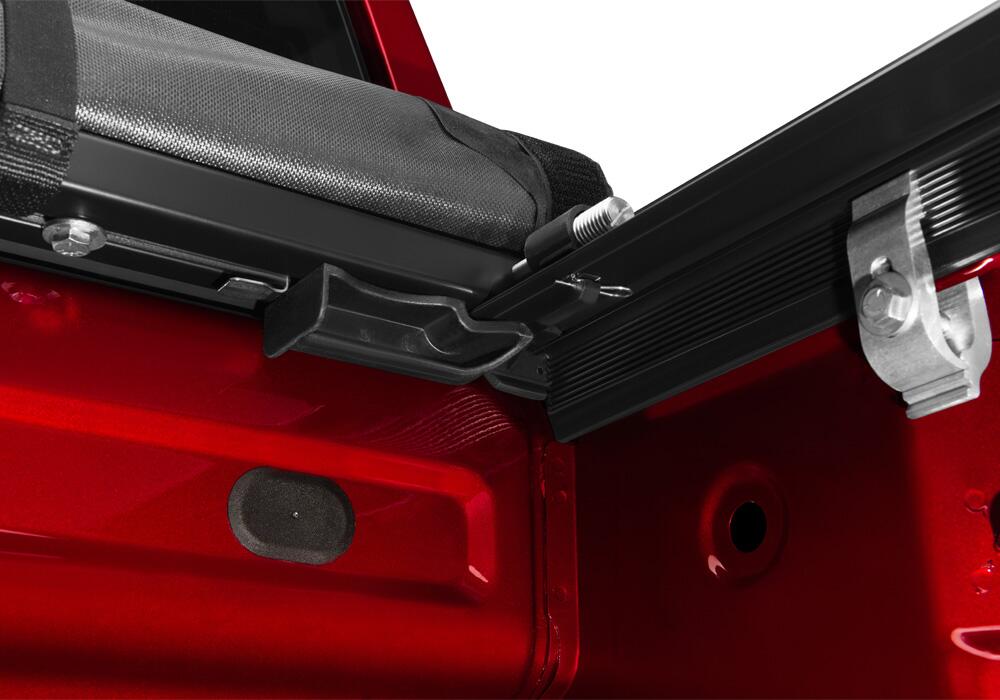 Lo Pro Tonneau Cover Black 2015-2022 Colorado/Canyon 6 Foot 2 Inch Bed without Sport Bar Truxedo