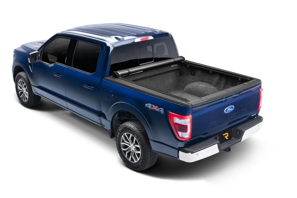 Lo Pro Tonneau Cover Black 2015-2025 Ford F-150 8 Foot 2 Inch Bed Truxedo