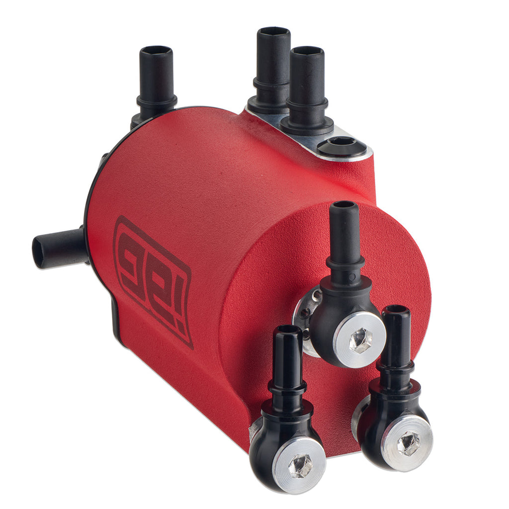 IAG-ENG-F7900RD-04.jpg