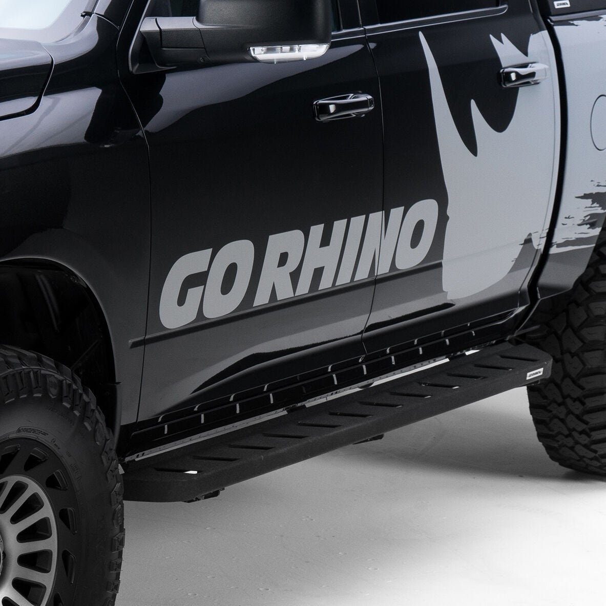 RB10 Running Boards With Mounting Brackets Protective Bedliner Coating 2009-2010 Dodge Ram 1500/2500/3500 Go Rhino