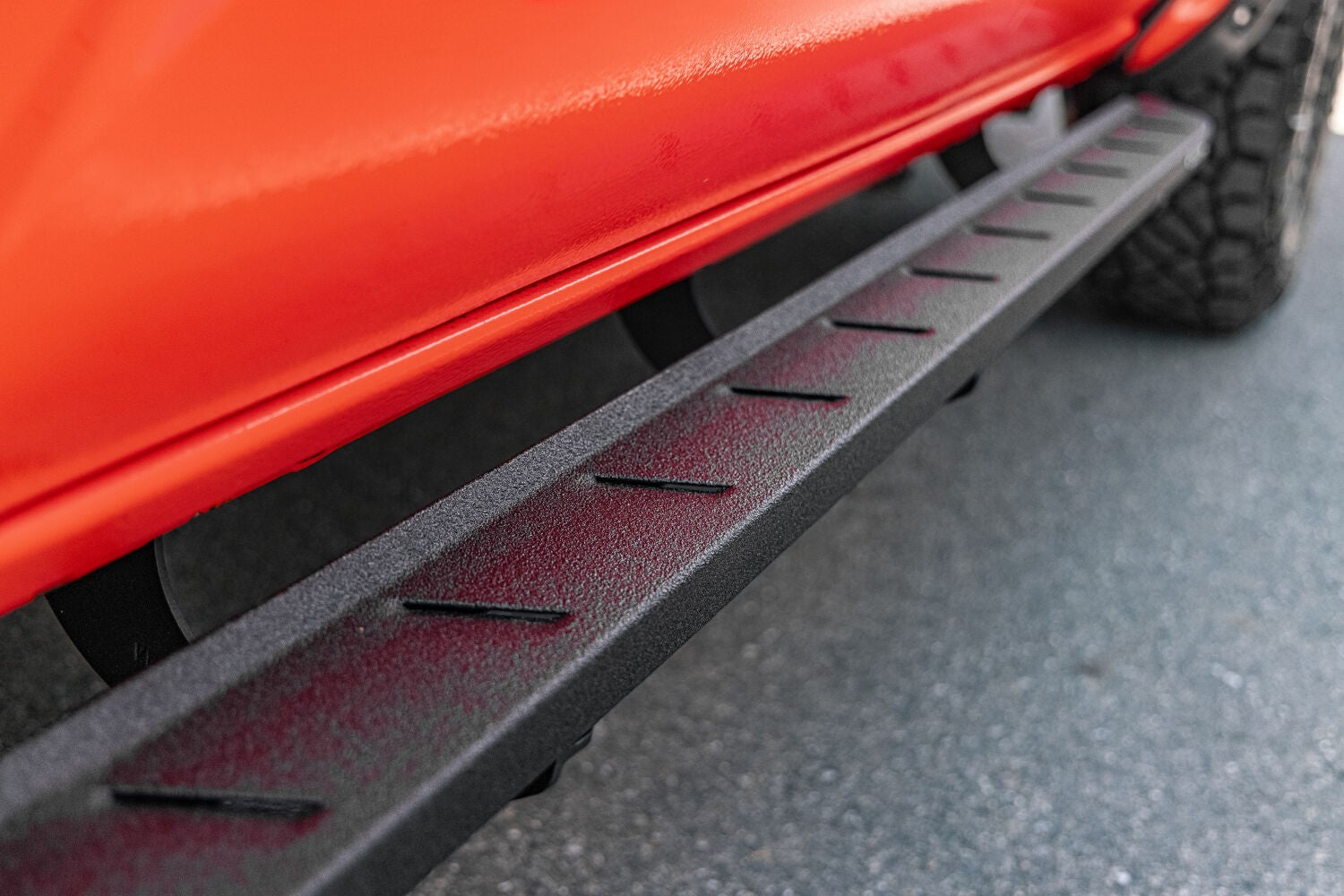 RB10 Slim Line Running Boards W/Brackets Bedliner coating 2025-2026 Toyota 4Runner Go Rhino