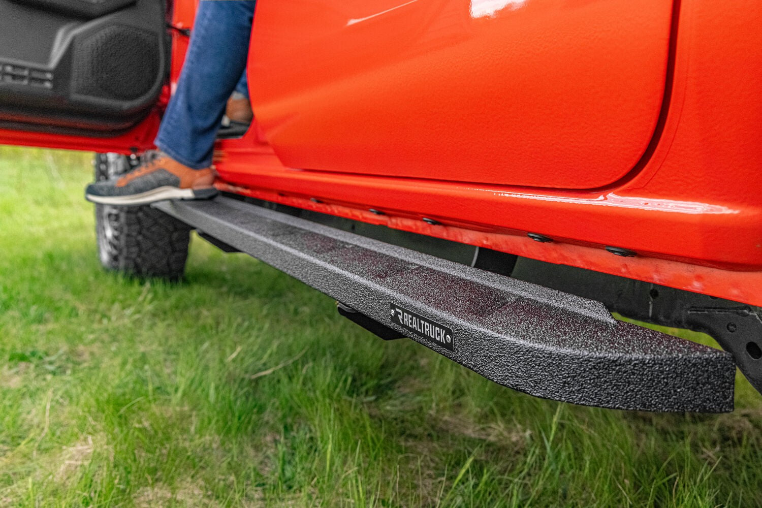 RB10 Slim Line Running Boards W/Brackets Bedliner coating 2025-2026 Toyota 4Runner Go Rhino