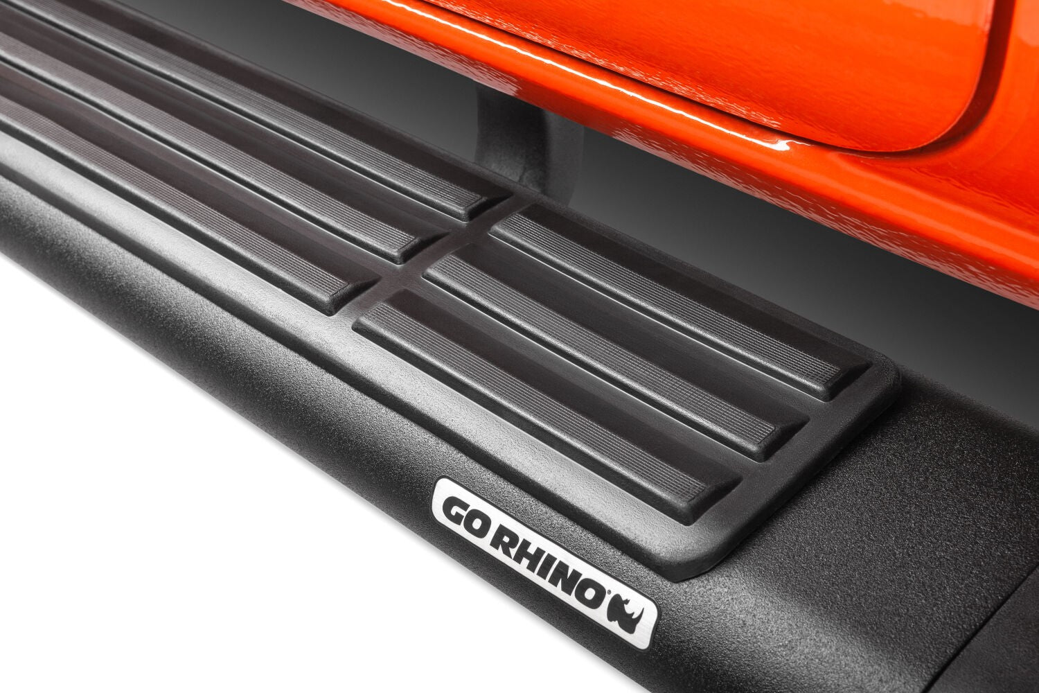 6 Inch OE Xtreme SideSteps With Mounting Bracket Kit Textured Black 2007-2013 Silverado/Sierra 1500 Go Rhino