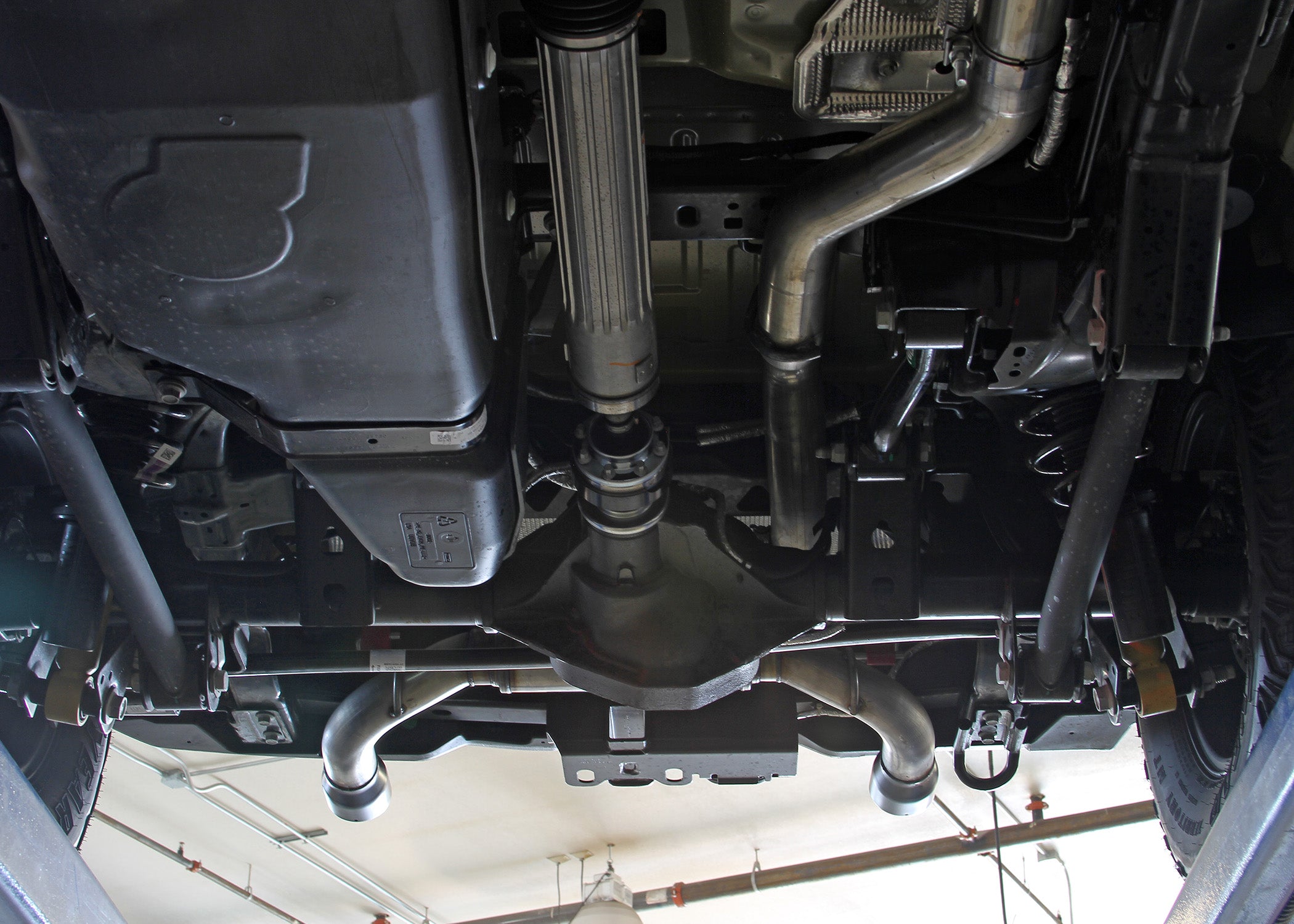 Flow Fx Cat-Back Exhaust System Fits 2021-2025 Ford Bronco 2.3/2.7-Liter, Flow Fx Cat-Back 3.00-Inch Stainless Steel Exhaust System, 4.00-Inch Black Ceramic-Coated Tips, Dual Out Rear Exit, 2 Door Models Flowmaster