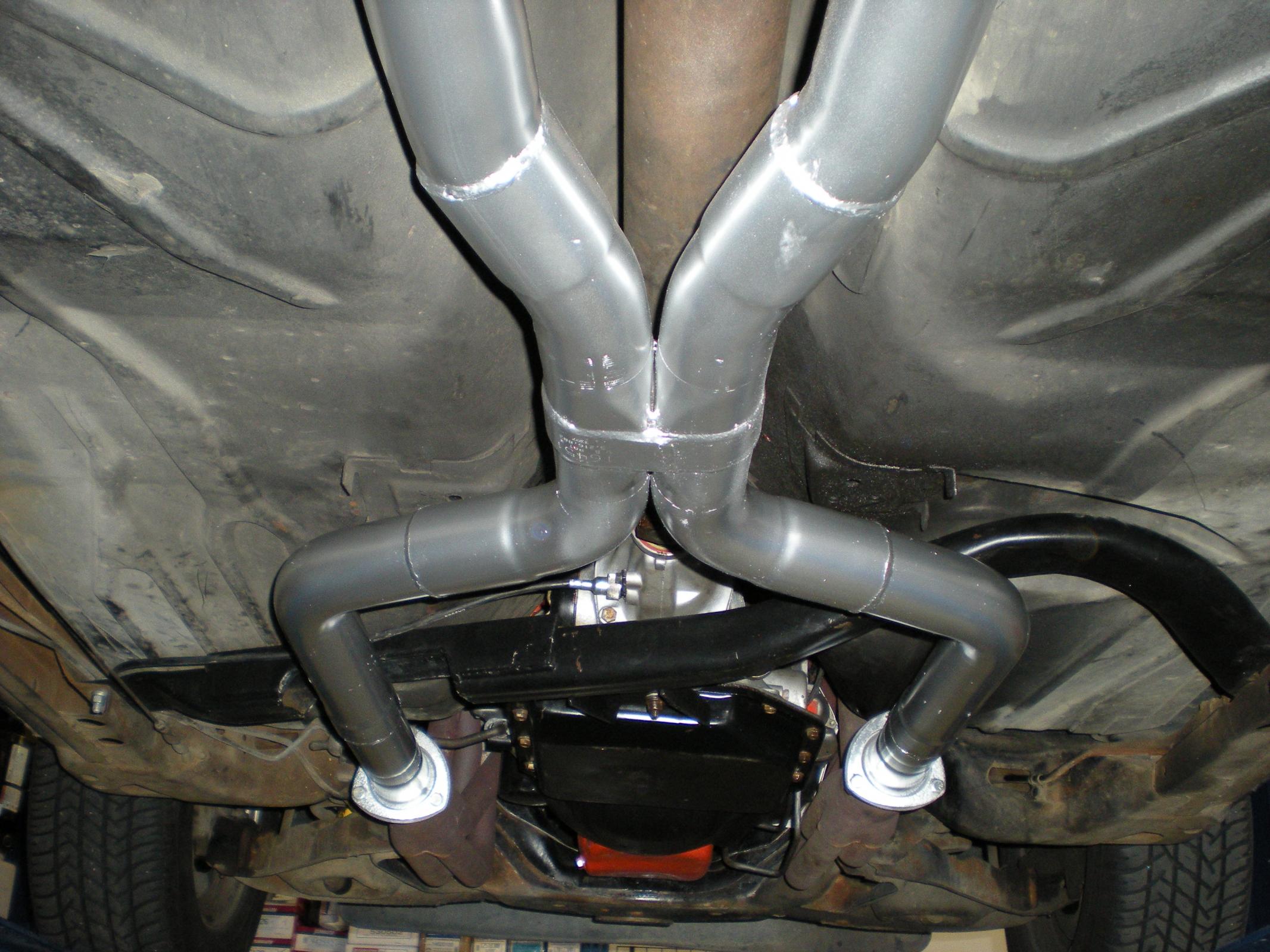 Scavenger Series Universal X-Pipe Kit Scavenger Crossover Pipe Kit 3.00 Inch Universal 5-Piece Kit 409SS Flowmaster