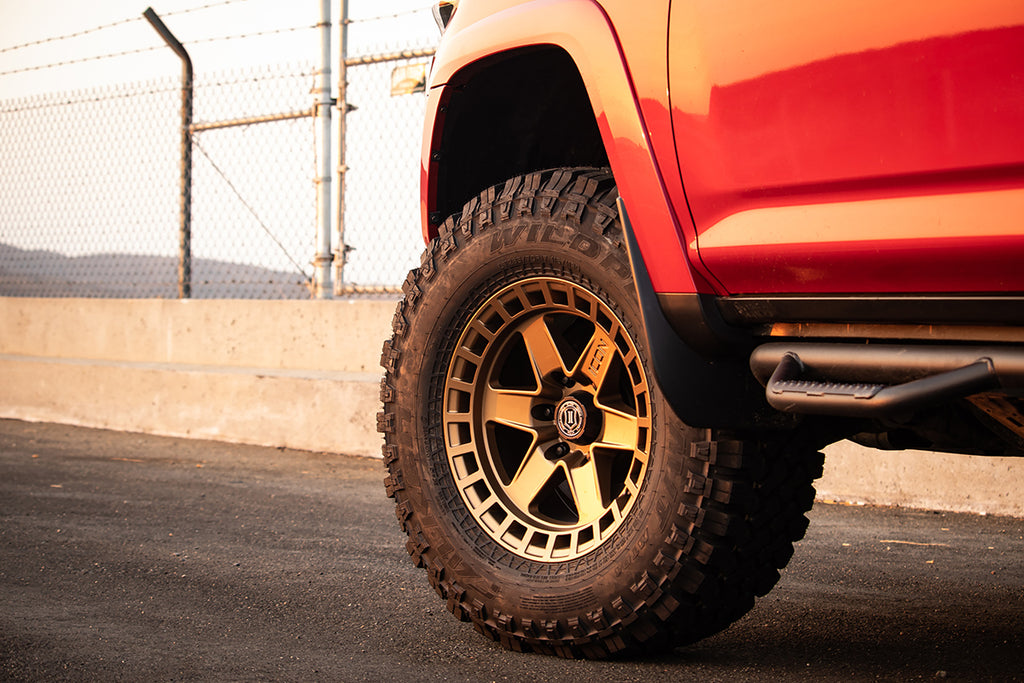 Ashton_4Runner_RAIDER_1_WEBLARGE.jpg