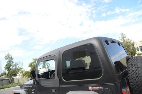 DV8_Offroad_HT86SB22_TJ-2door-hardtop_angle2_72dpi.jpg