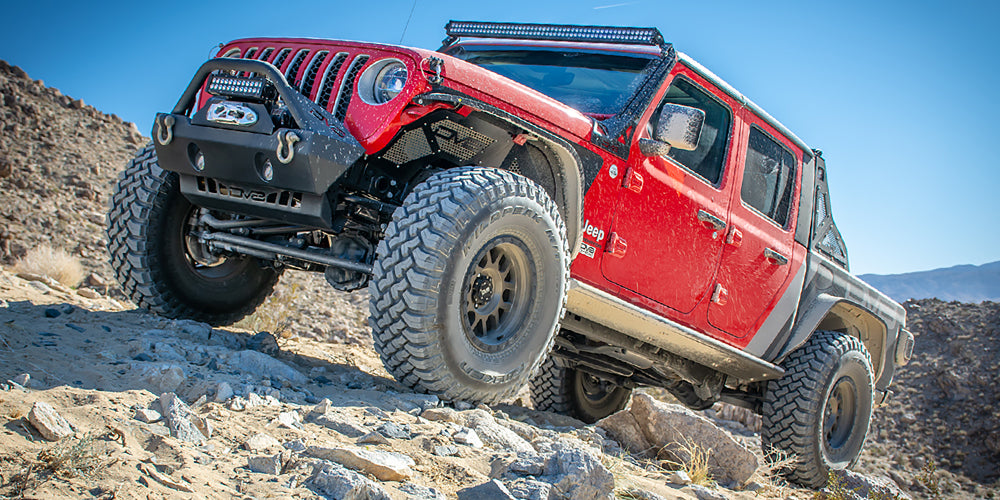 FDGL-01_DV8_Offroad_JT_slim_Fenders_as1.jpg