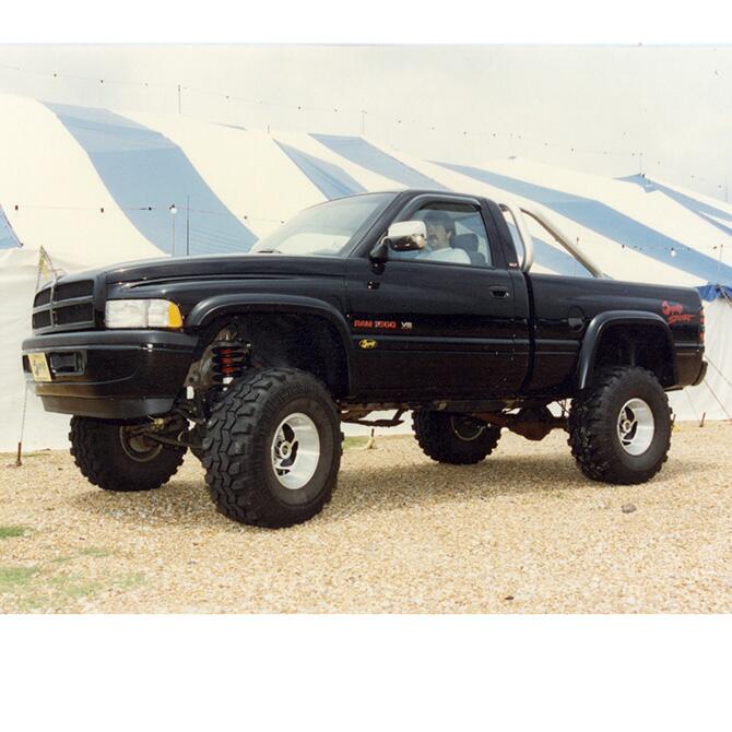 5 Inch Dodge Lift Kit 2000-2001 Ram 1500 4WD Superlift