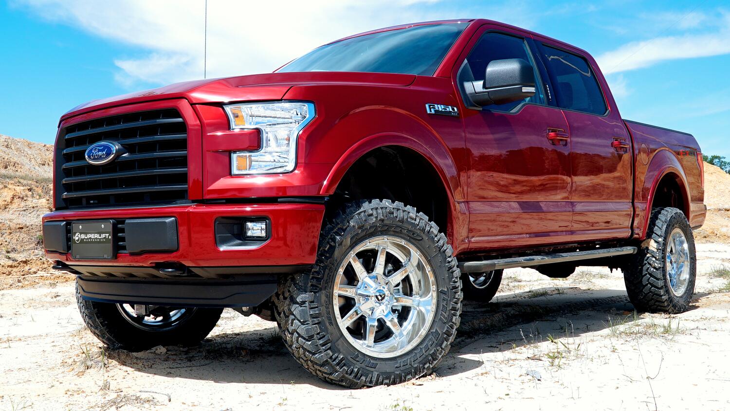 4.5 Inch Lift Kit 2015-2020 Ford F-150 4WD with Superlift Rear Shocks Superlift