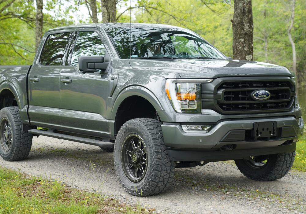 6 Inch Lift Kit 2021-2024 Ford F-150 non-Raptor 4WD without Tremor Package with Shadow Shocks Superlift