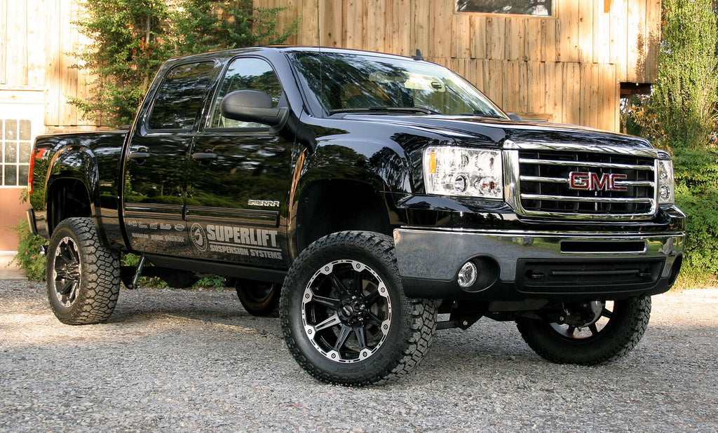 6.5 Inch Lift Kit 2007-2013 Chevy Silverado and GMC Sierra 1500 4WD with Bilstein Rear Shocks Superlift
