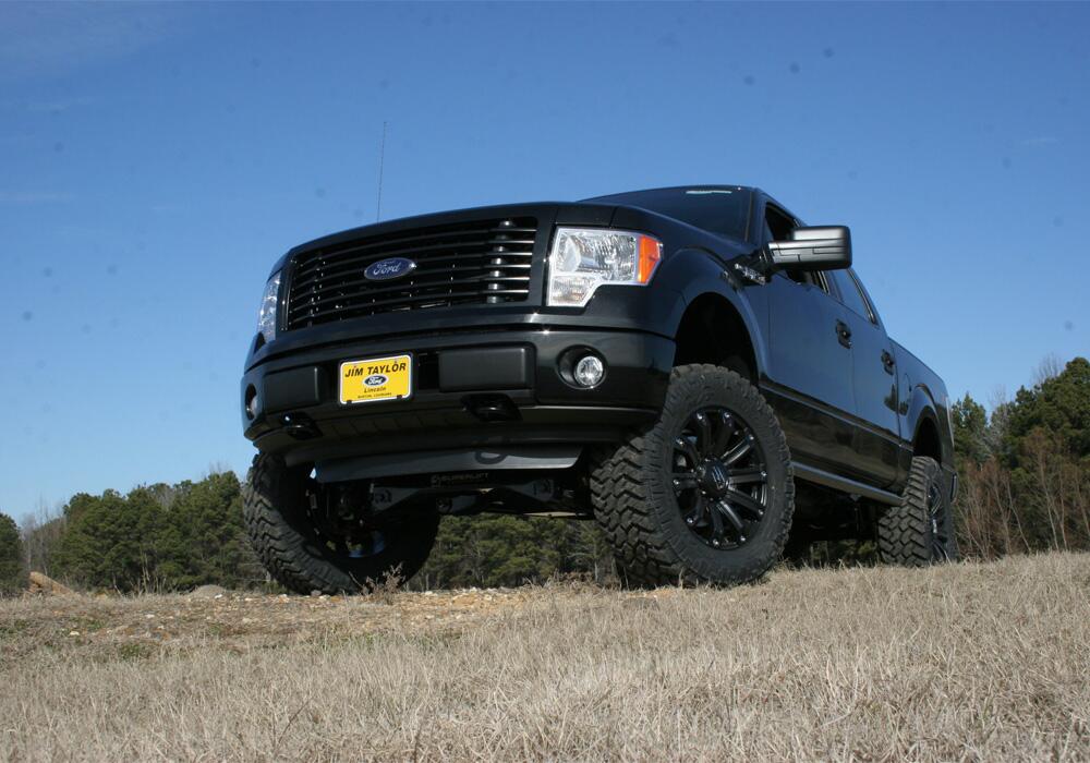 4.5 Inch Lift Kit 2009-2014 Ford F-150 4WD with Superlift Rear Shocks Superlift