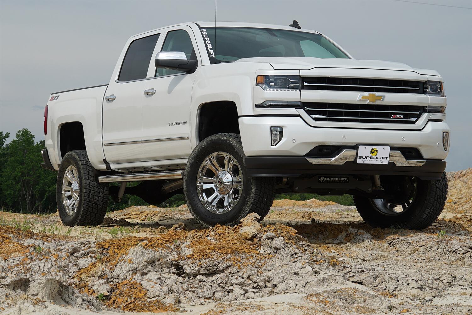 6.5 Inch Lift Kit 2007-2016 Chevy Silverado/GMC Sierra 1500 2WD with Cast Steel Control Arms with Fox Shocks Superlift