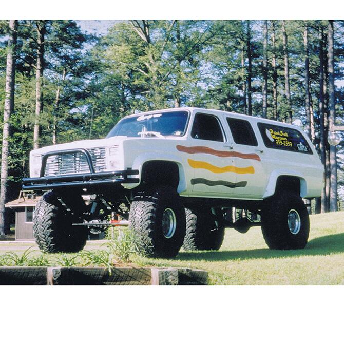 12 Inch Lift Kit 1973-1987 Chevy K10 and GMC K15 4WD / 1973-1991 Suburban 1/2 Ton Solid Axle 4WD- Rear Spring Kit with Superlift Shocks Superlift