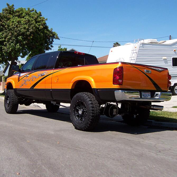 6 Inch Lift Kit 2007-2008 Dodge Ram 2500 and 3500 4WD 6.7L Cummins Diesel Engine with Superlift Shocks Superlift