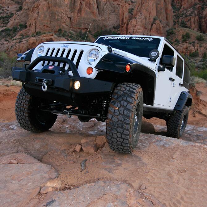4 Inch Lift Kit 2007-2017 Jeep Wrangler JK Unlimited with Fox Shocks Superlift