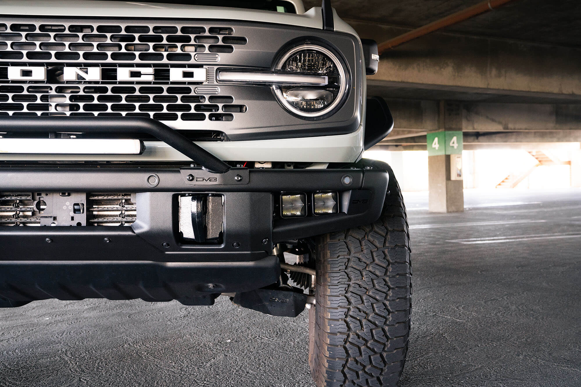 LBBR-05_On Vehicle (9).jpg