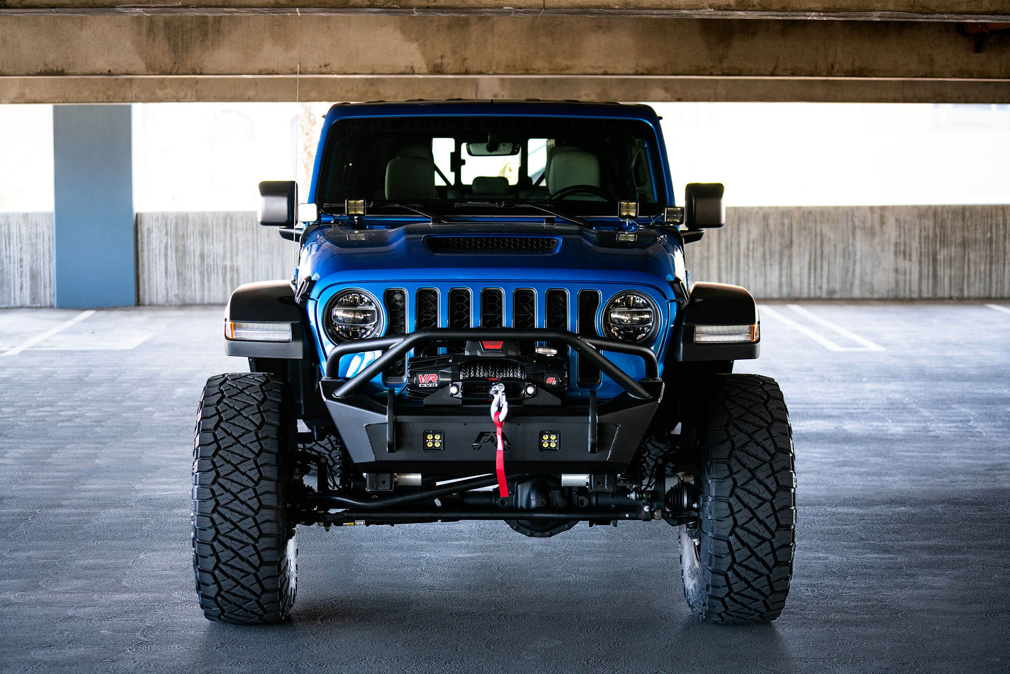 LBJL-06_On Vehicle (11).jpg