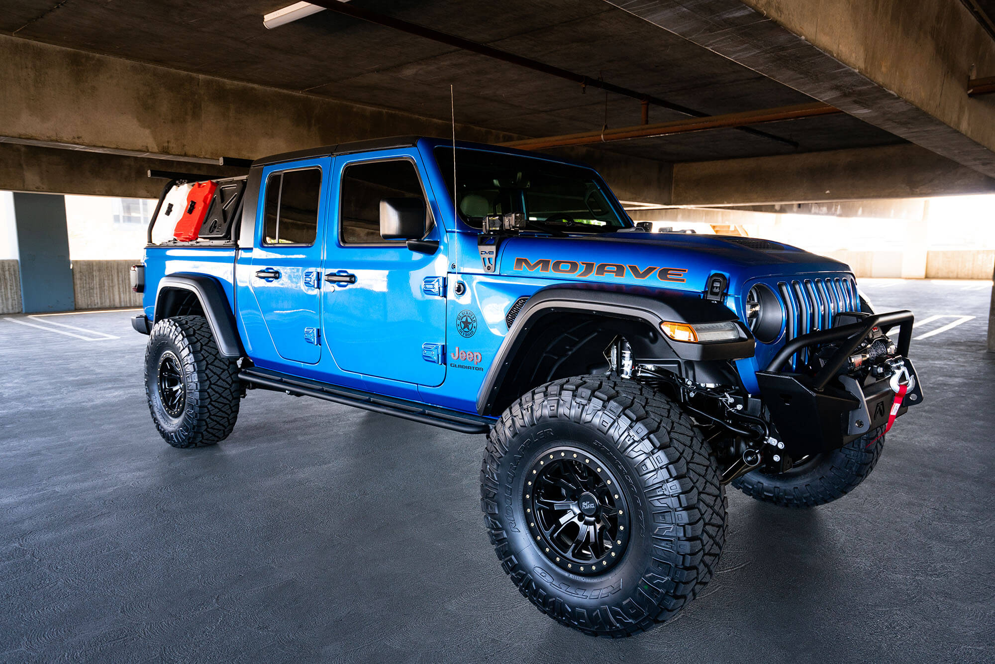 LBJL-06_On Vehicle (7).jpg