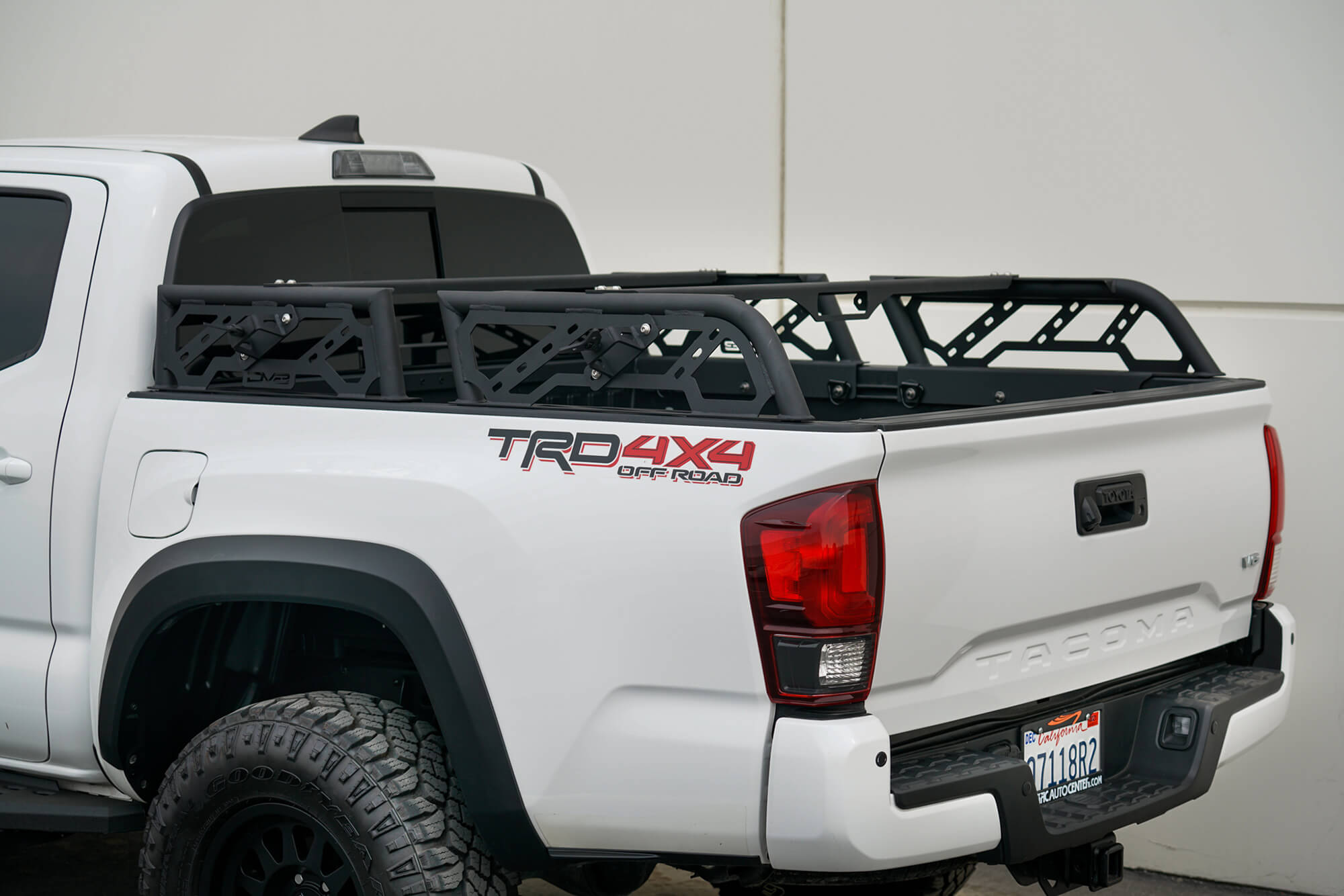 RRUN-01_on vehicle (12).jpg