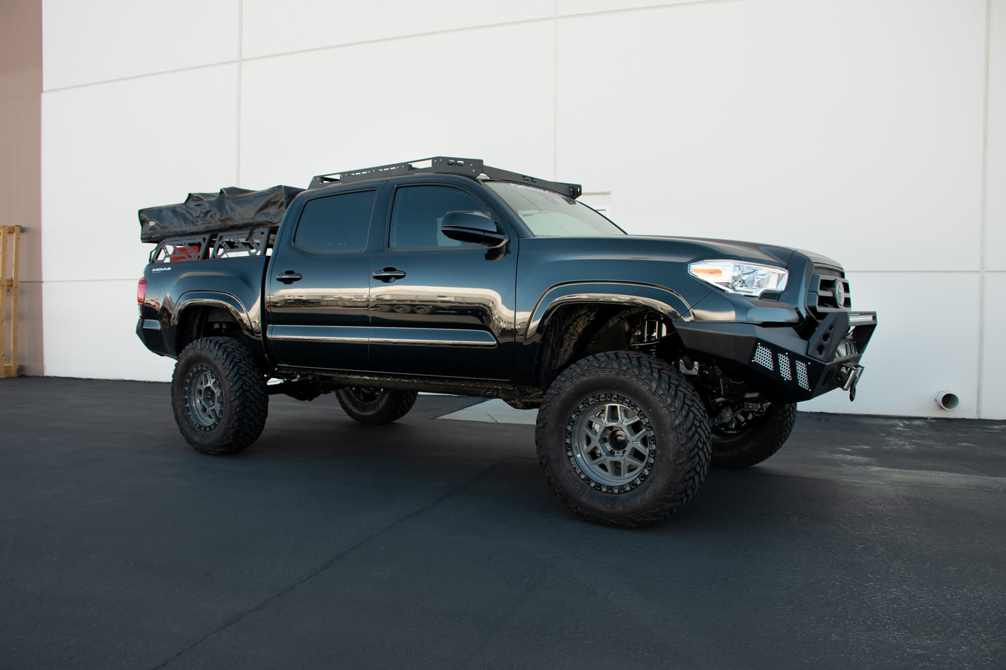 RRUN-01_on vehicle (8).jpg