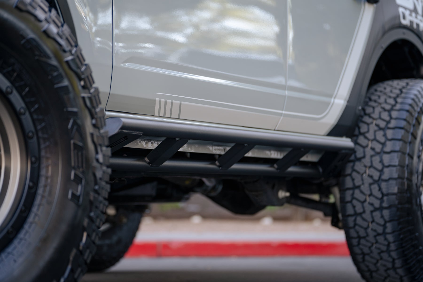 SRBR-01_On Vehicle (13).jpg